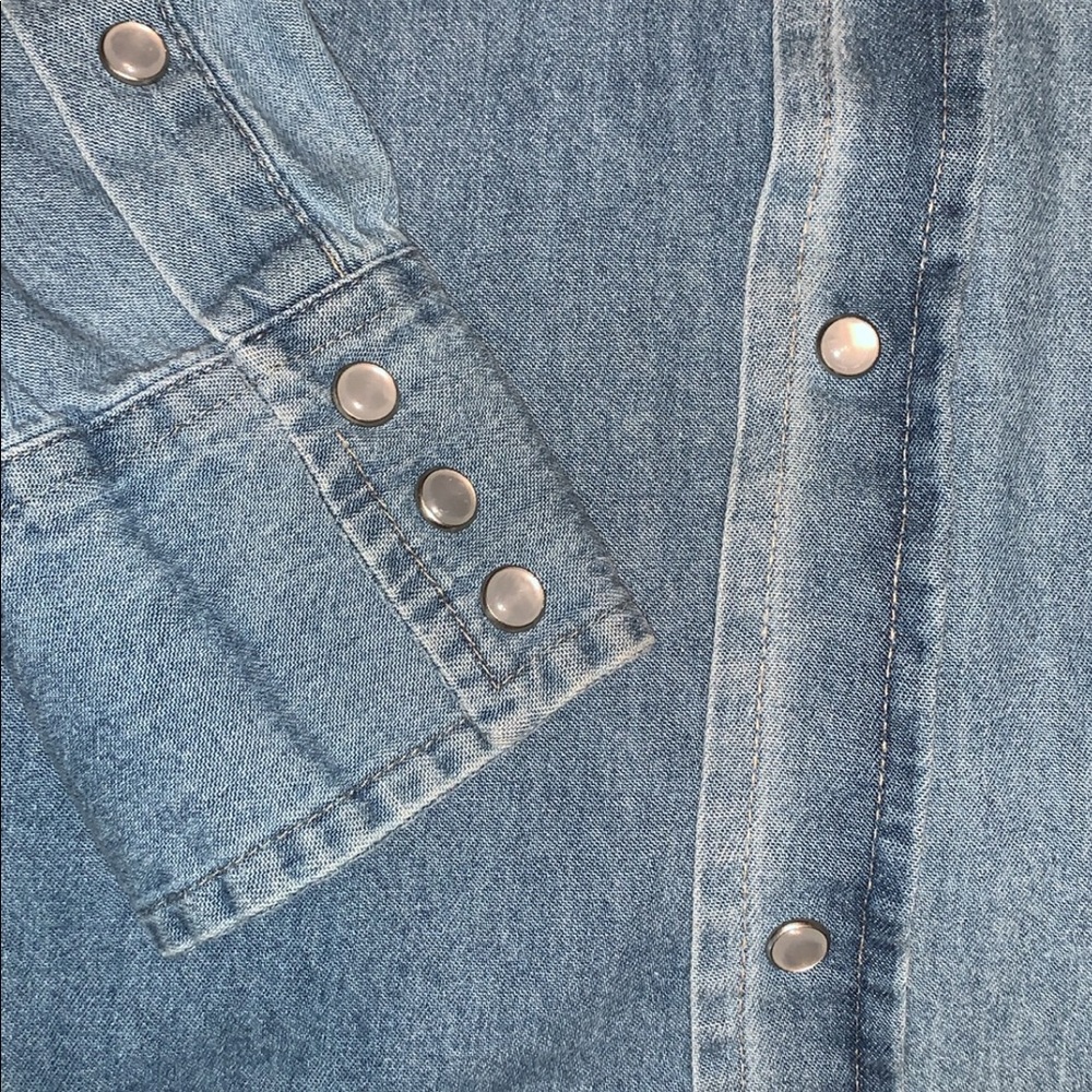 Vintage button down - Picture 2 of 4